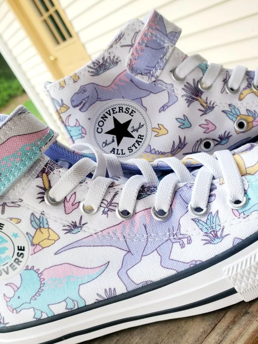 Converse Dinoverse